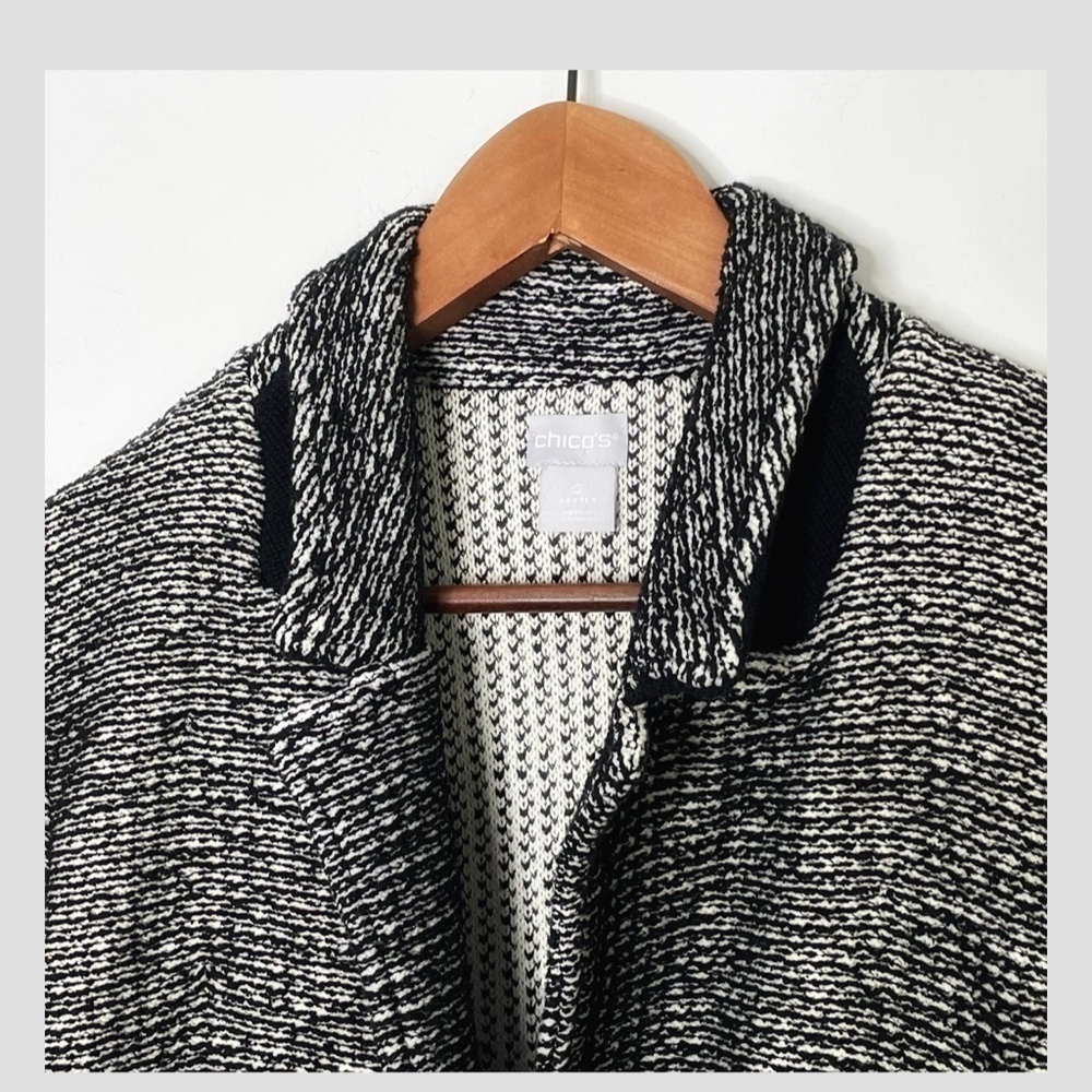 Chicos Blazer Jacket Shacket Long Line Black White Frayed Hem Button Front Sz 0 - Picture 6 of 12